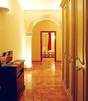 Aurora Rooms Lecce