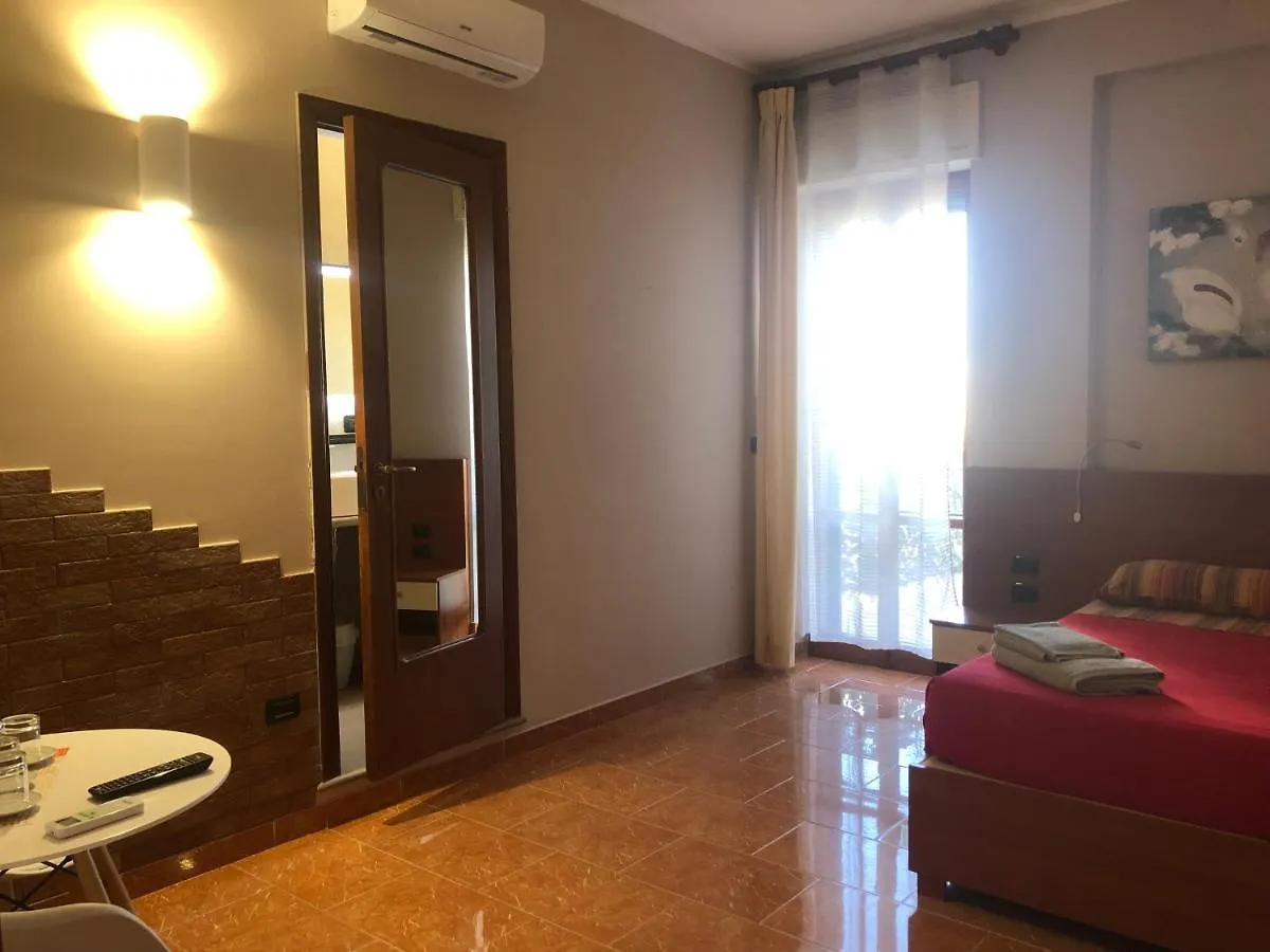 Bed & Breakfast Aurora Rooms Lecce
